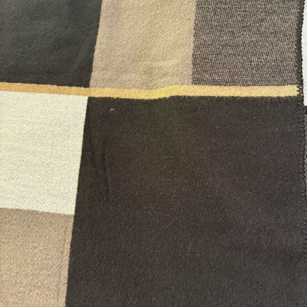 Colorblock Plaid Open Front Ruana Shawl Wrap One Size Fits Most - Picture 5 of 6